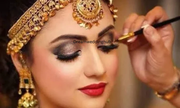 Womens Look Beauty Parlour